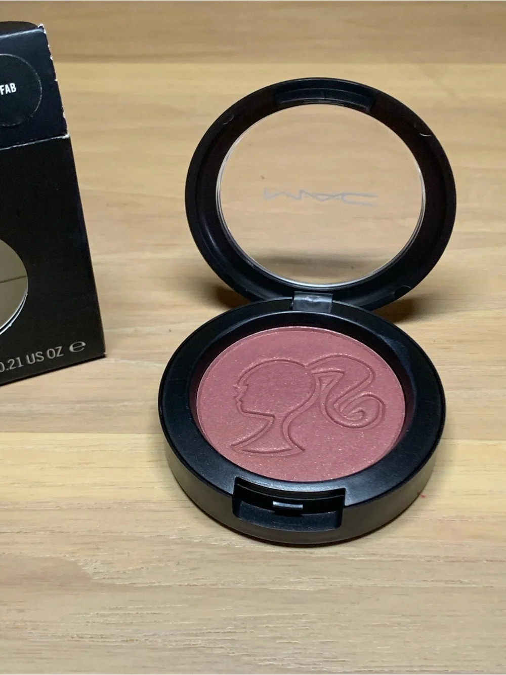 MAC Barbie “Fab” Blush
